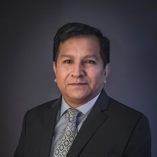 Dr. Julio César Selaya Rojas